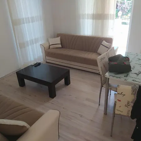 Spacious 4br And 2ba Private Pool In Villa Didim